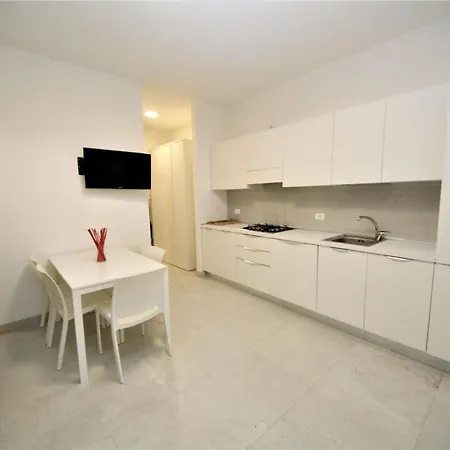 Apartment Modern 2 Bedroom Flat Near Rosolina Mare