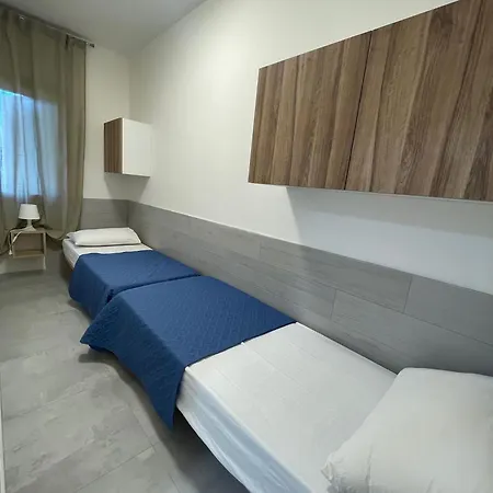 Modern 2 Bedroom Flat Near Apartment Rosolina Mare
